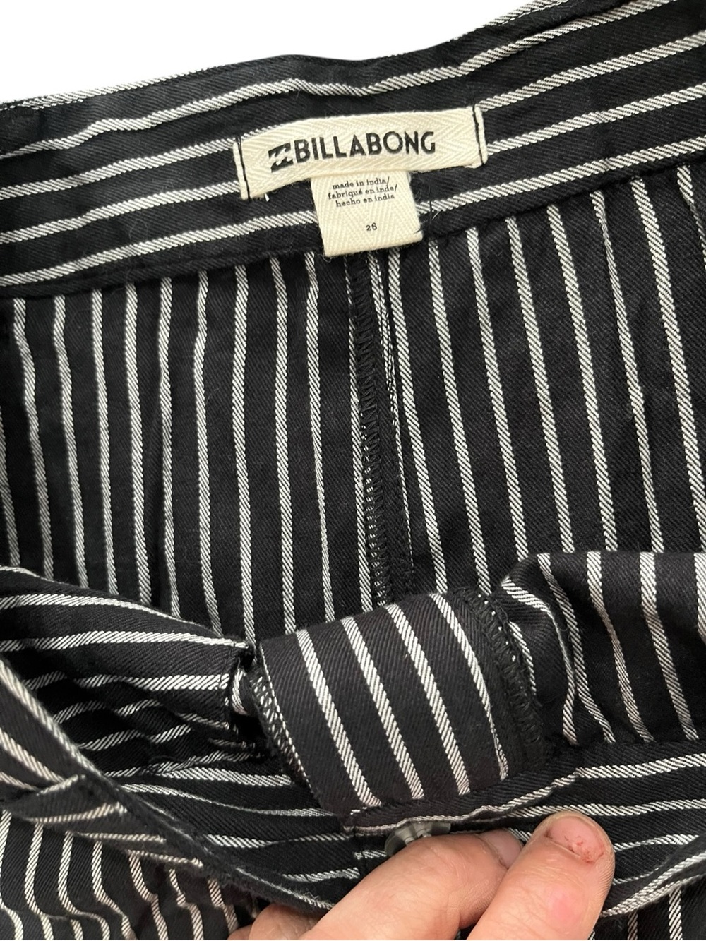 Billabong Black and White Vertical-Stripe Pants NWT - Picture 9 of 12
